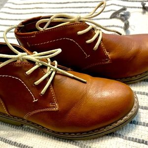 Steve Madden-  Big Boys Lace Up Dress Boots
 Color: Cognac.  Size: 13
